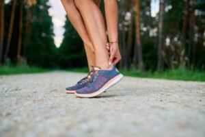Cómo evitar lesiones al volver a entrenar tras el verano